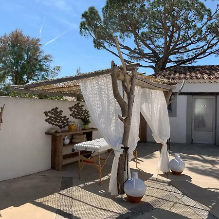 Sainte Helene Adult Only Hotel Saintes-Maries-de-la-Mer
